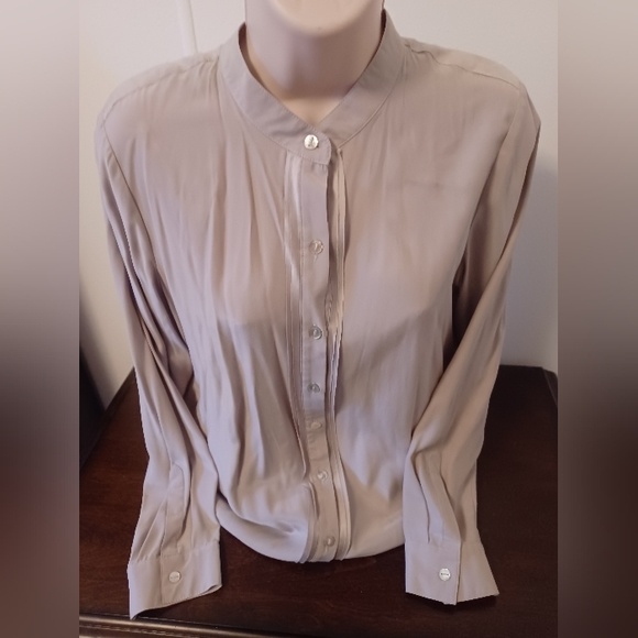 J.Jill Grey Button Front Silk Blouse Long Sleeves S Petite - Picture 7 of 7